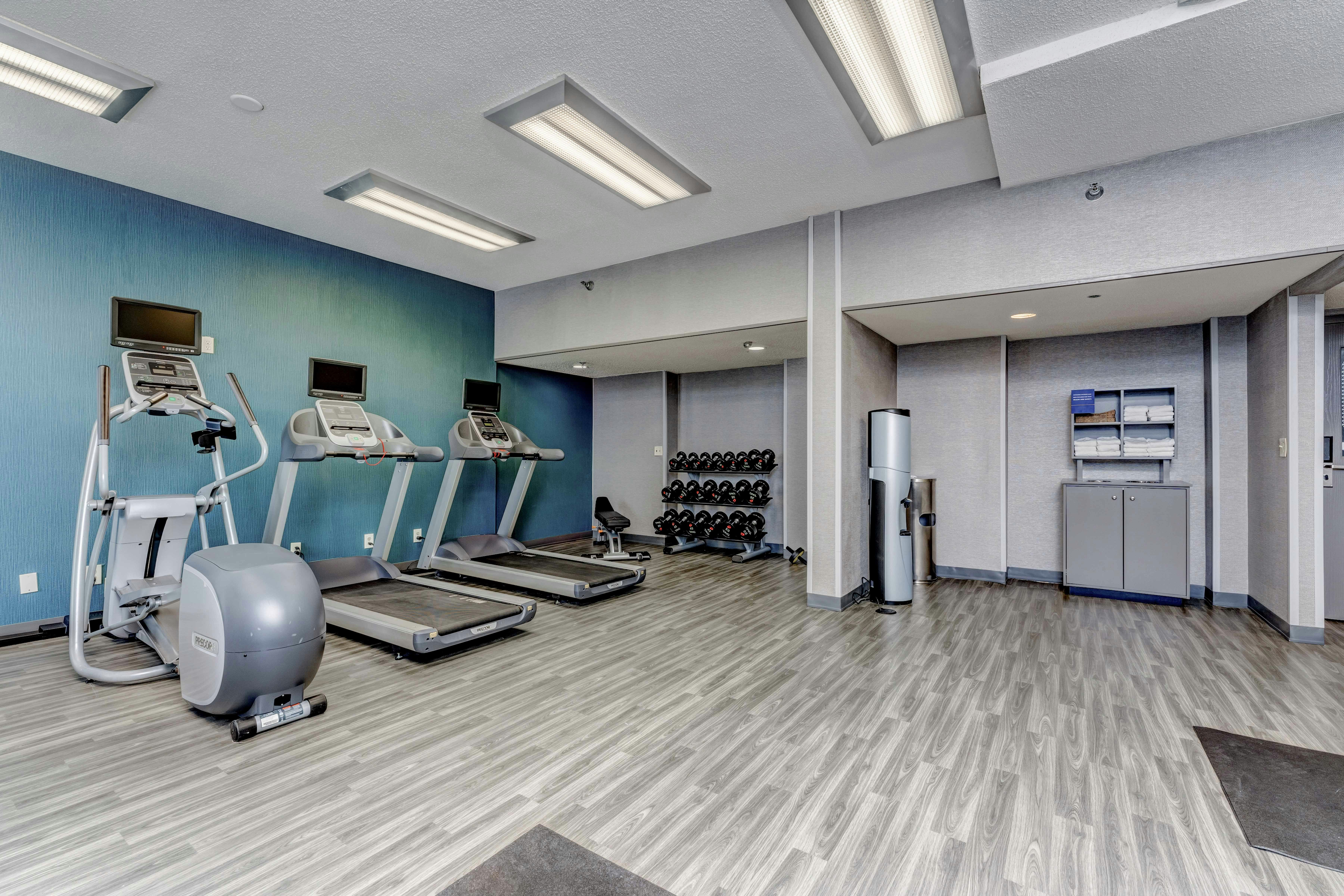 Hampton Inn Morgantown 26/39