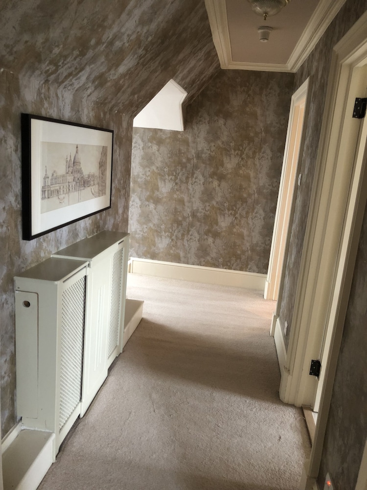 DRYBURGH ABBEY HOTEL 24/72