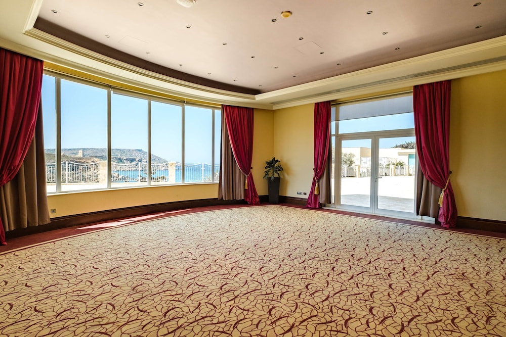 Radisson Blu Resort & Spa, Malta Golden Sands 41/49