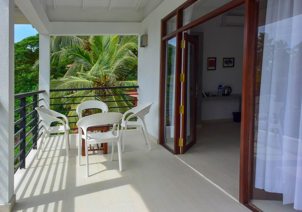 Eva Lanka Hotel 2/58