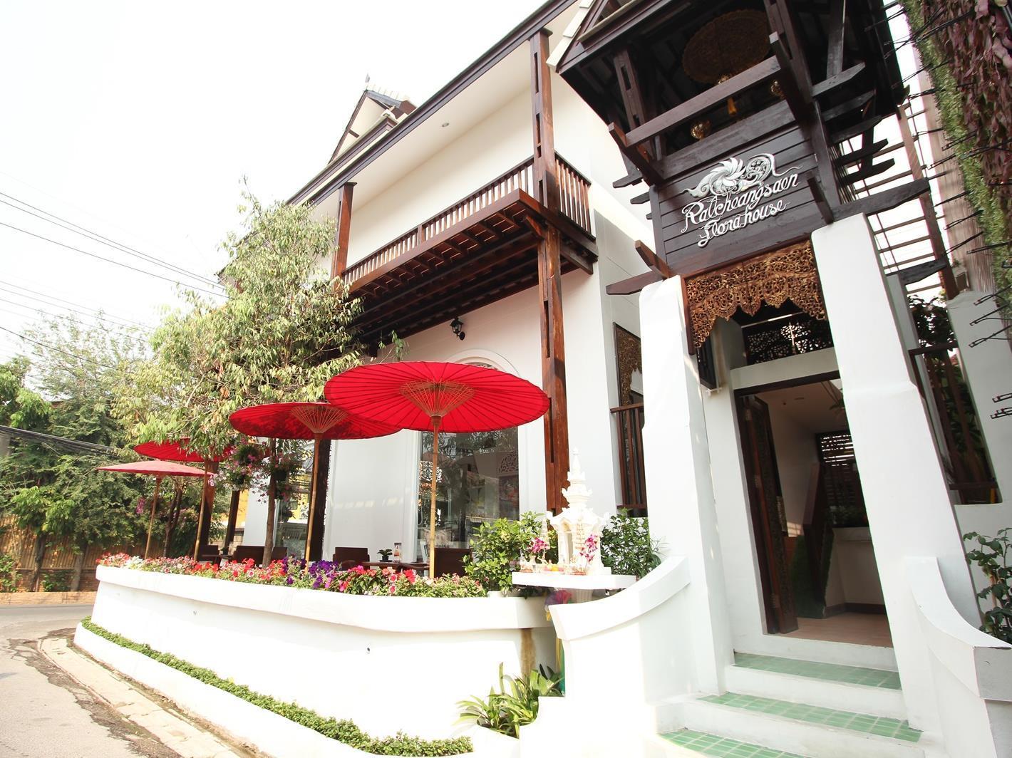 Ratchiangsaen Flora House 2/66
