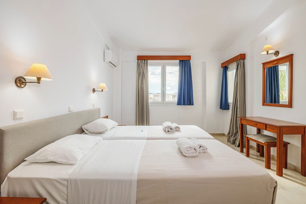 Niros Beach Apartments 23/58