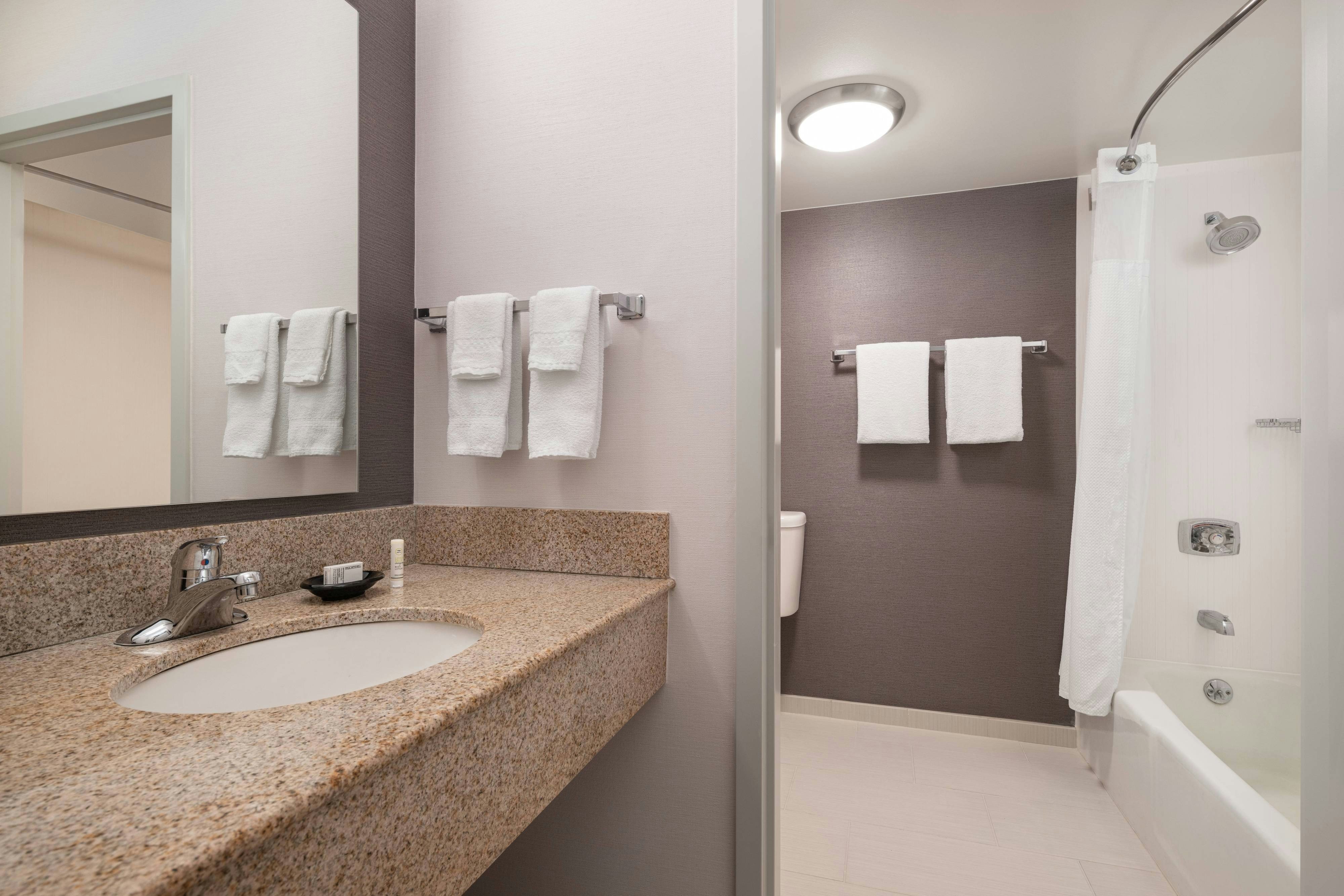 غرفة بسريرين كوين، Courtyard by Marriott Rancho Cordova Sacramento 2/4