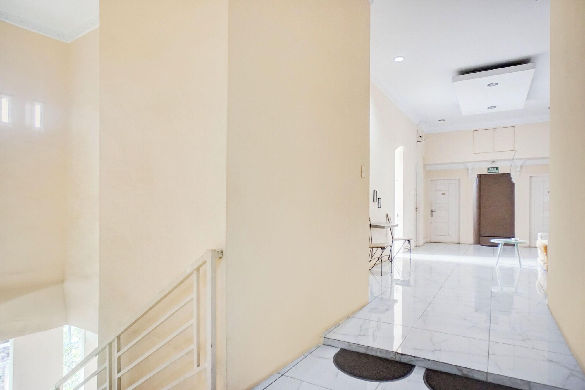 Hotel O Medan City Near Lapangan Benteng Formerly Ralica Residence 29/29