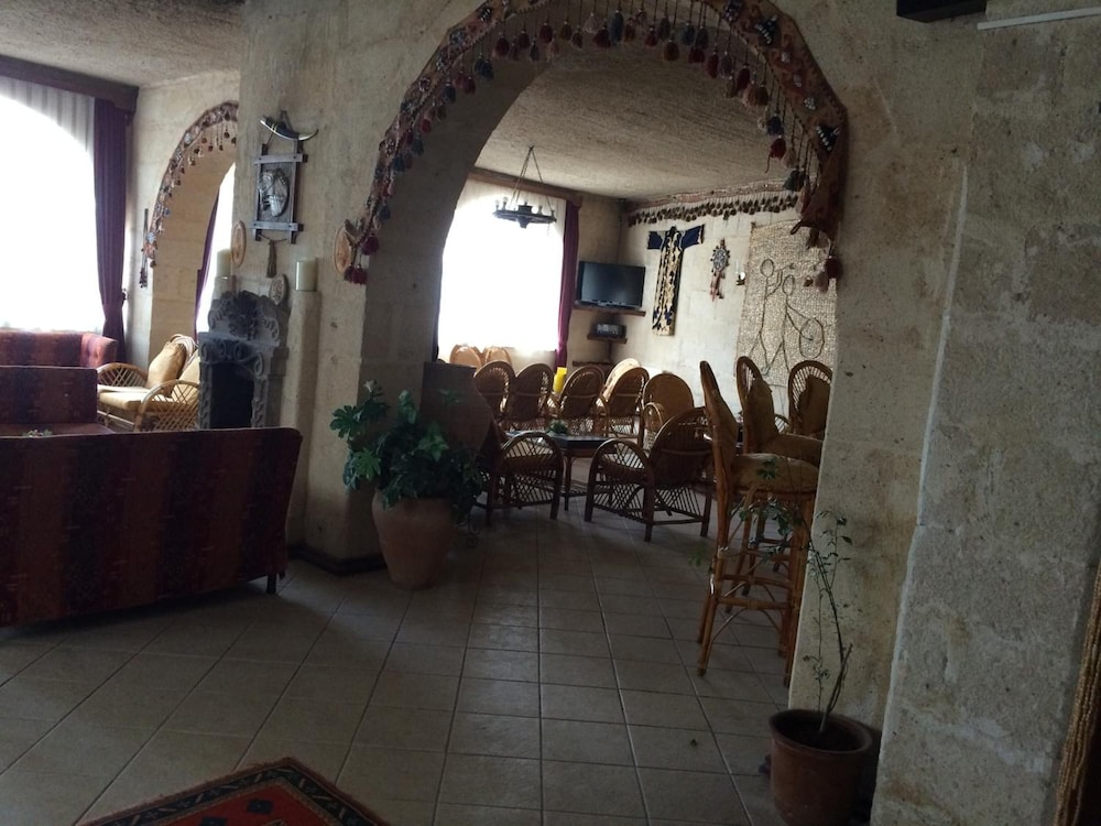 Burcu Kaya Hotel 26/39