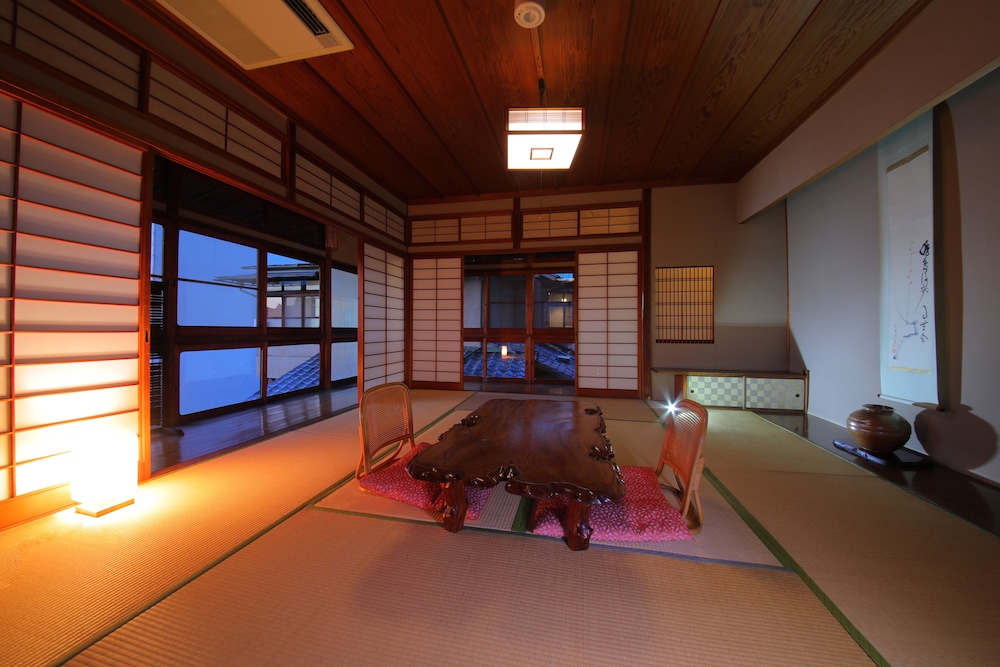 Ryokan Dougoya 36/50