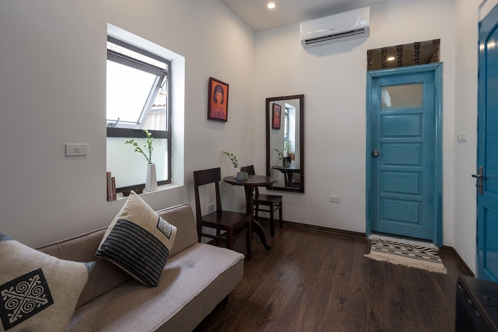 Centraltique Downtown Living 34/47