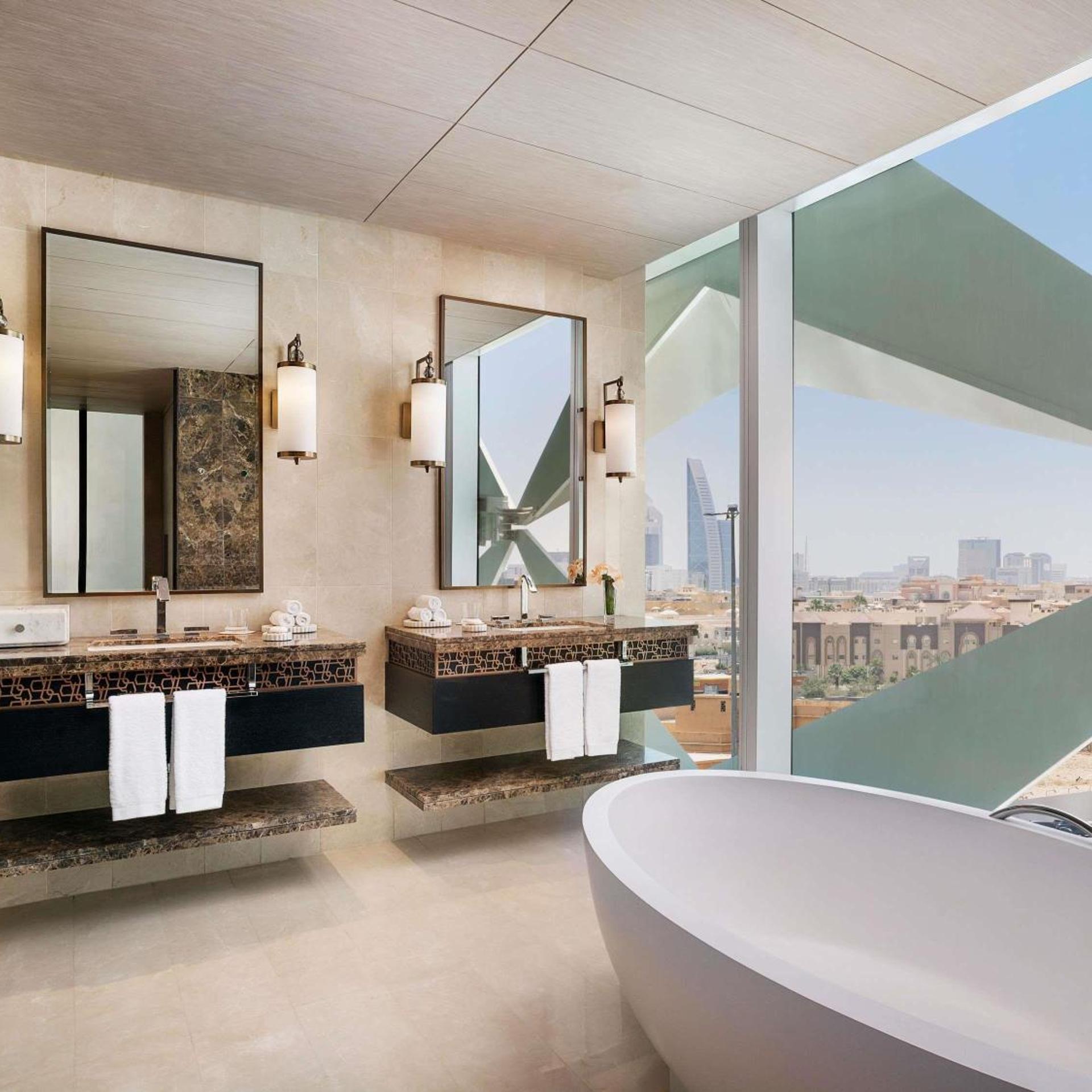 Diplomat, Suite, King Bed, Panoramic City View, Terrace, Lounge Access