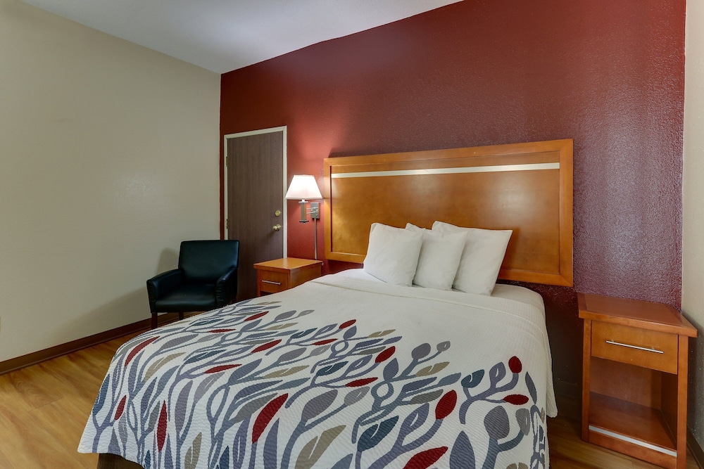 Red Roof Inn Springfield, OH 21/45