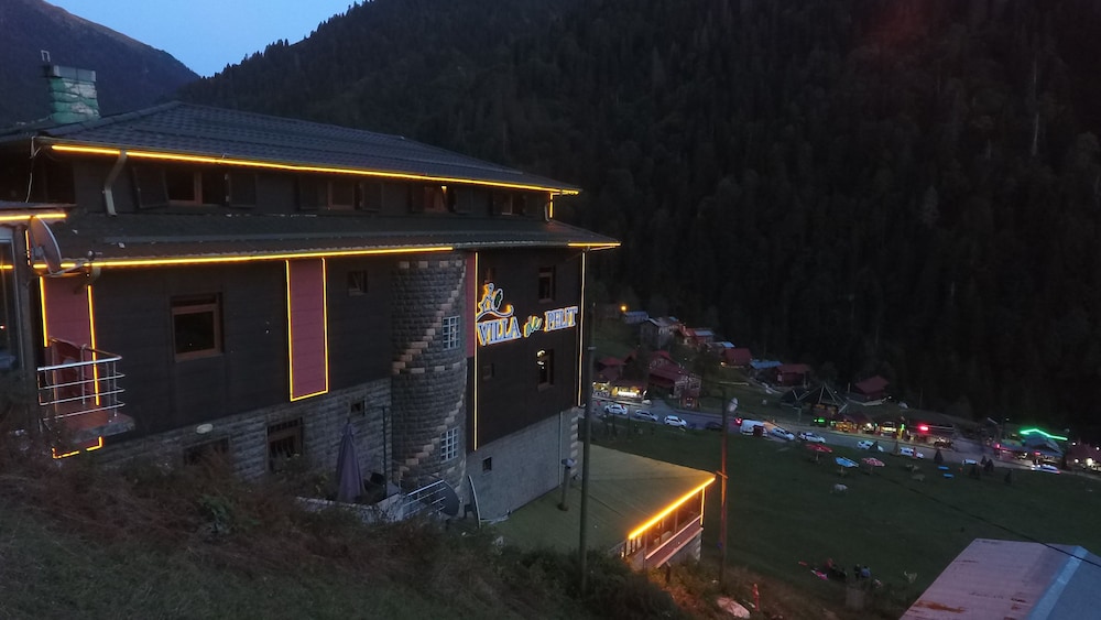 Villa De Pelit Hotel 2/50