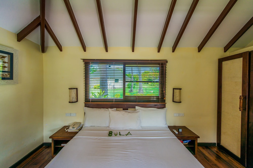 Mana Island Resort 23/78