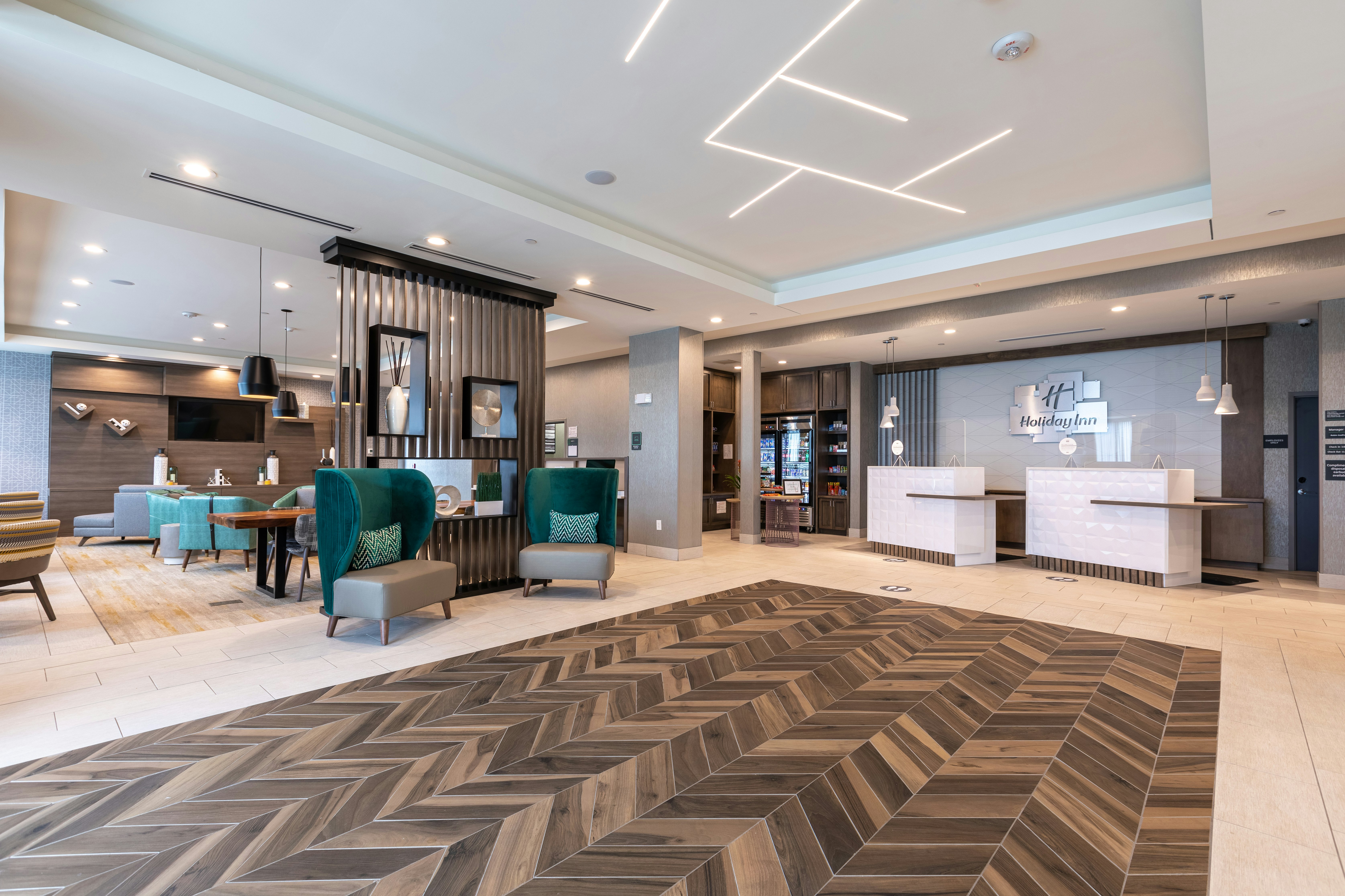 Holiday Inn Woodruff Road 10/53