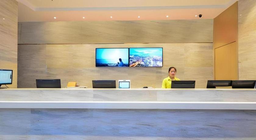 City Comfort Inn(Wuhan Caician Square Branch) 17/54