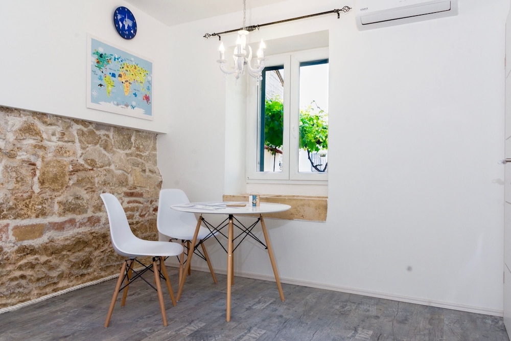 Luxury Villa Minerva Gardens 65/80