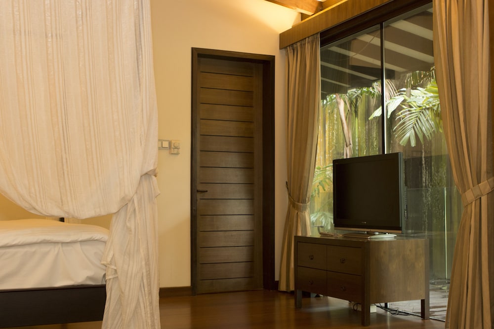 Siloso Beach Resort, Sentosa 60/61