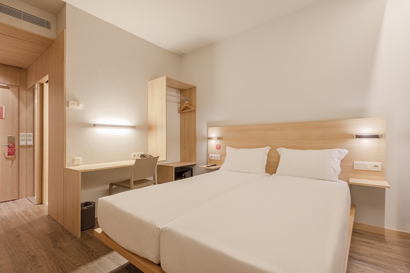 Moov Hotel Porto Centro 11/20