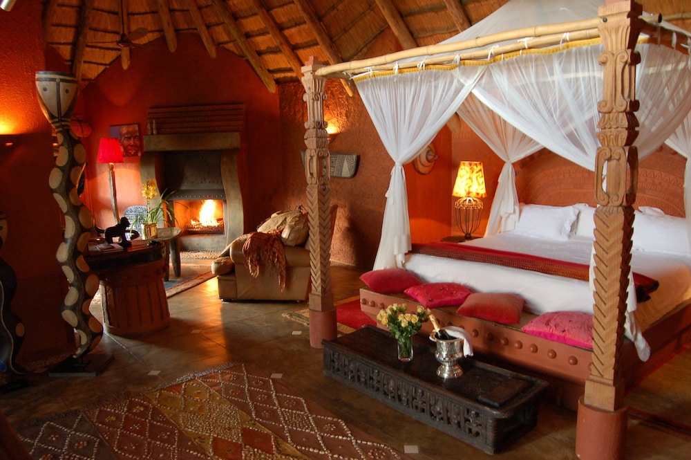 Timamoon Lodge 10/50
