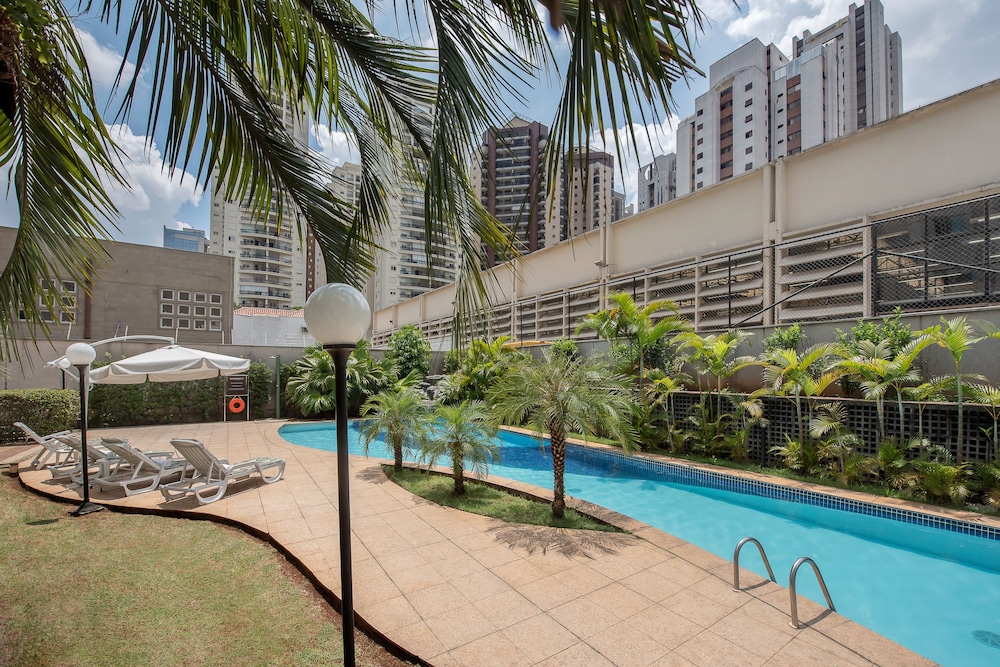 Intercity Ibirapuera 63/67