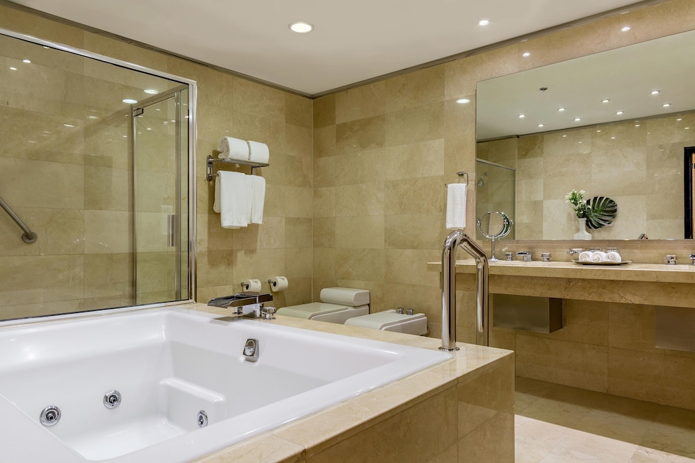 Sheraton Grand Panama 4/54