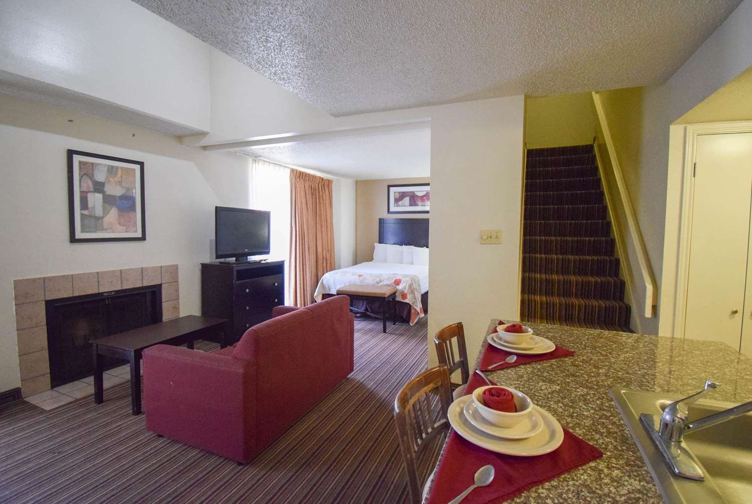 Hawthorn Extended Stay by Wyndham Richardson 25/35