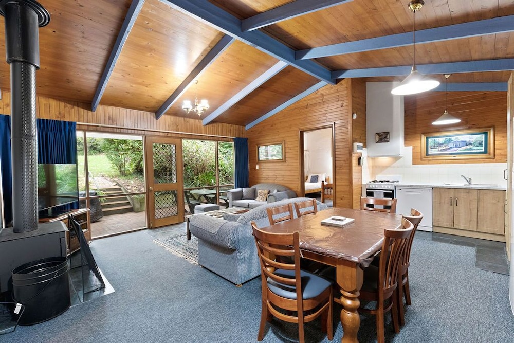 Clarendon Chalets 33/50