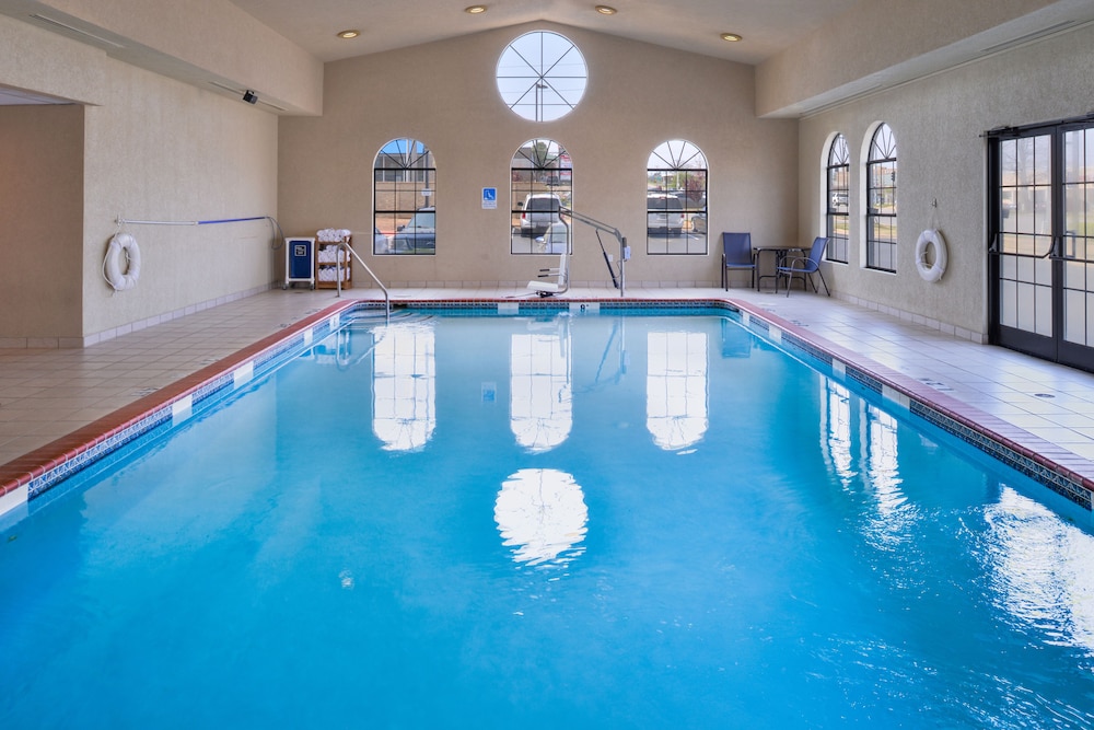 swimming pool spa