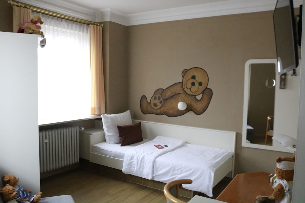 Teddybarenhotel & Restaurant Peterhof 8/50