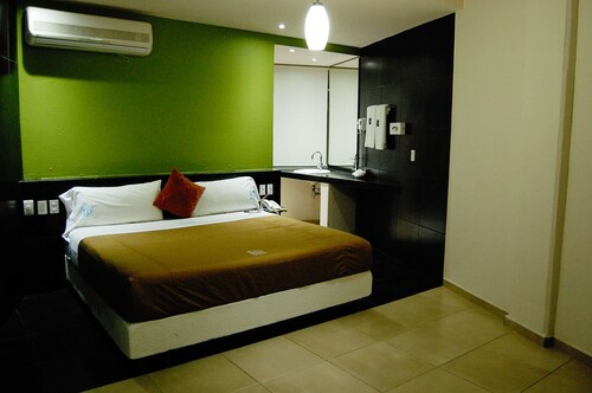 STANDARD, DOUBLE BED