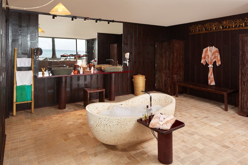 Kupu Kupu Phangan Beach Villas and Spa 16/50