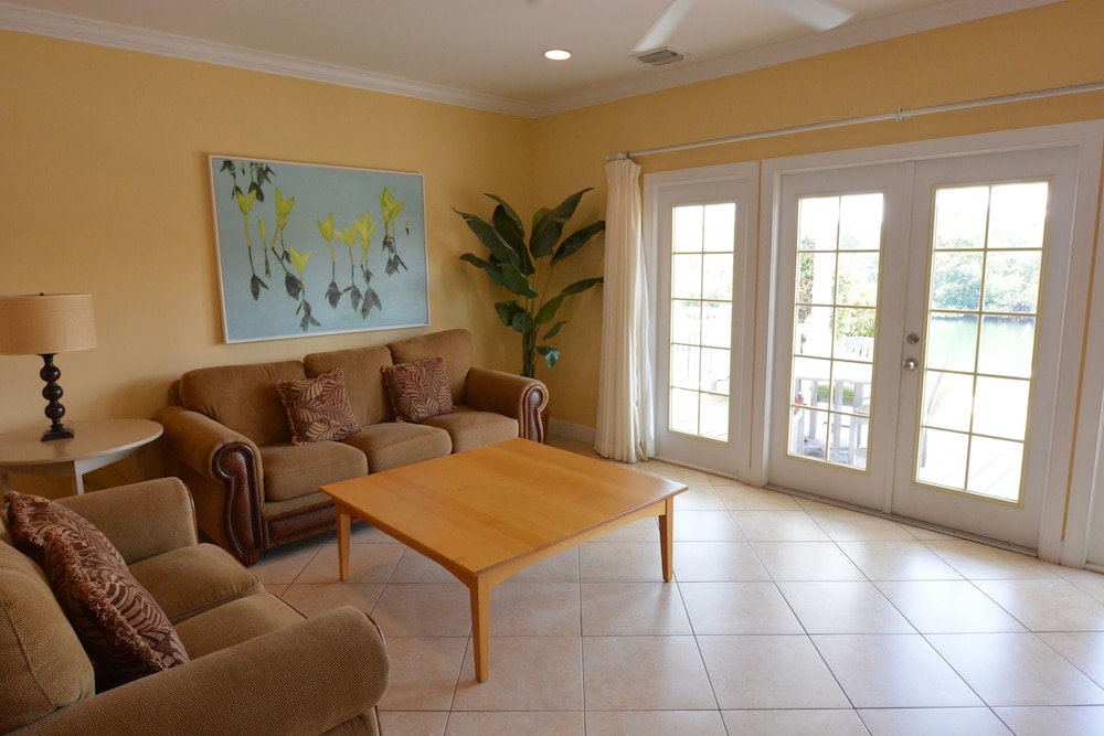 Coral Lagoon Resort Villas &amp; Marina by Keys Caribbean 22/50