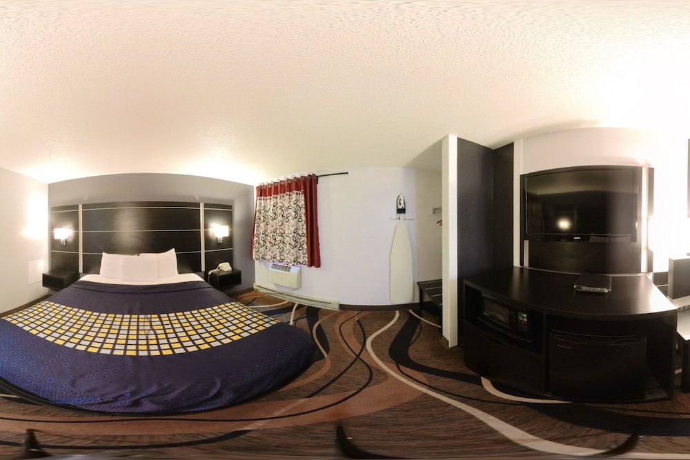 Coratel Inn & Suites by Jasper Hastings 41/50