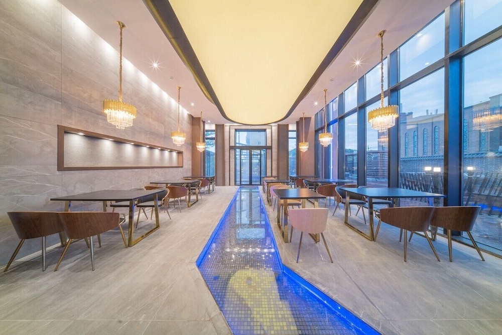 Yeon Hwa Moon Hotel 43/49