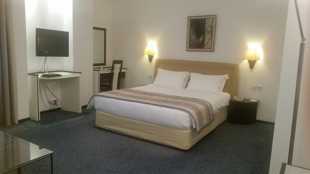 KING HOTEL GUVENLIK 12/30