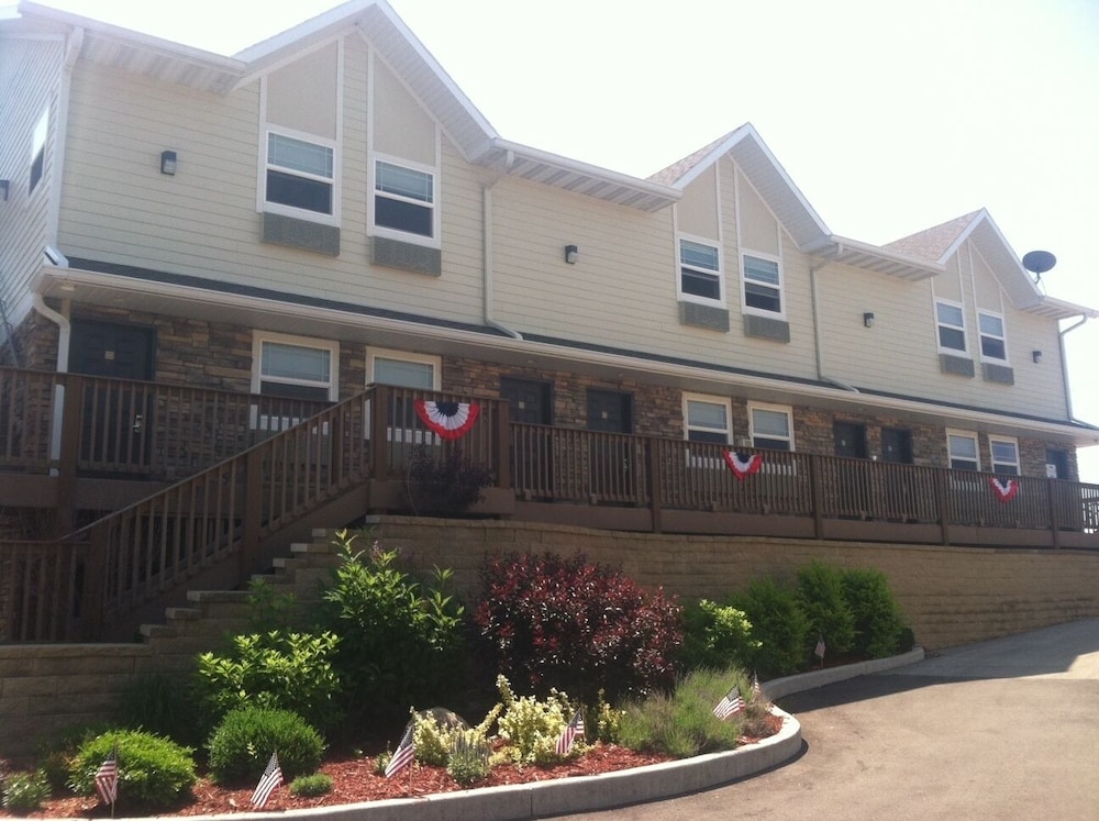 Price Pointe Inn 6/42