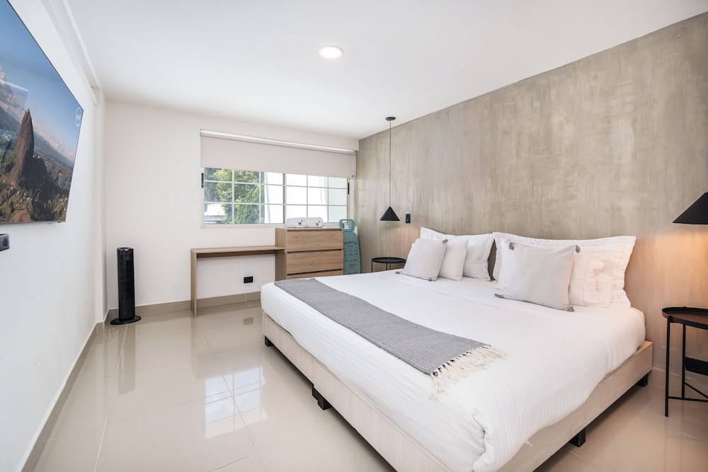 Comfort, House, 1 Queen and 2 Double Beds