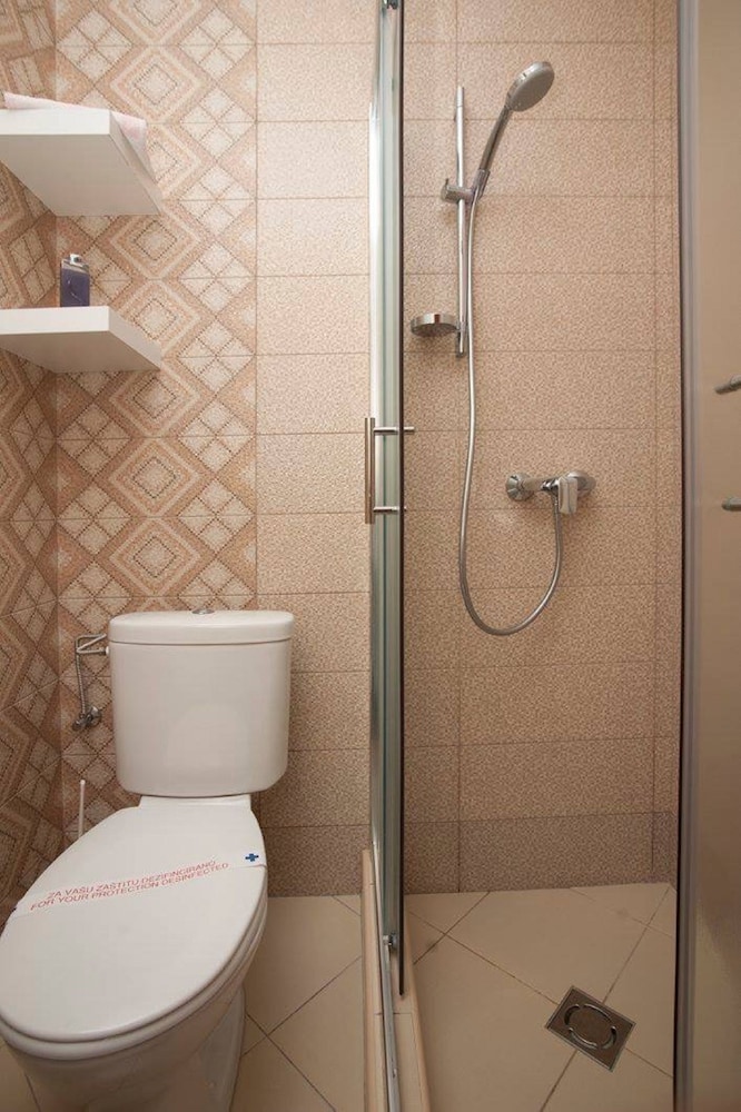 Guest House Medin 48/50