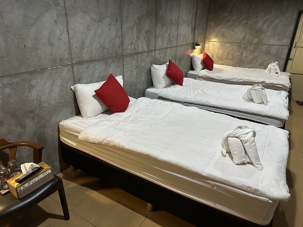 Chang Hostel Suvarnabhumi by ZUZU 19/47
