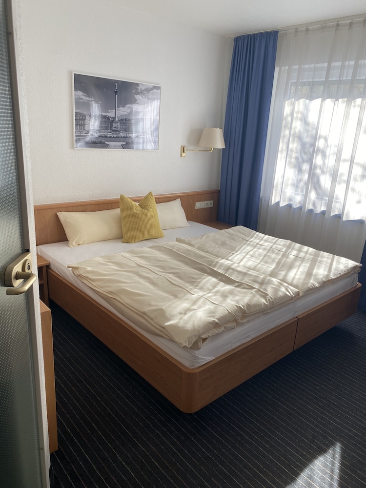Mirage City Hotel Stuttgart 5/50