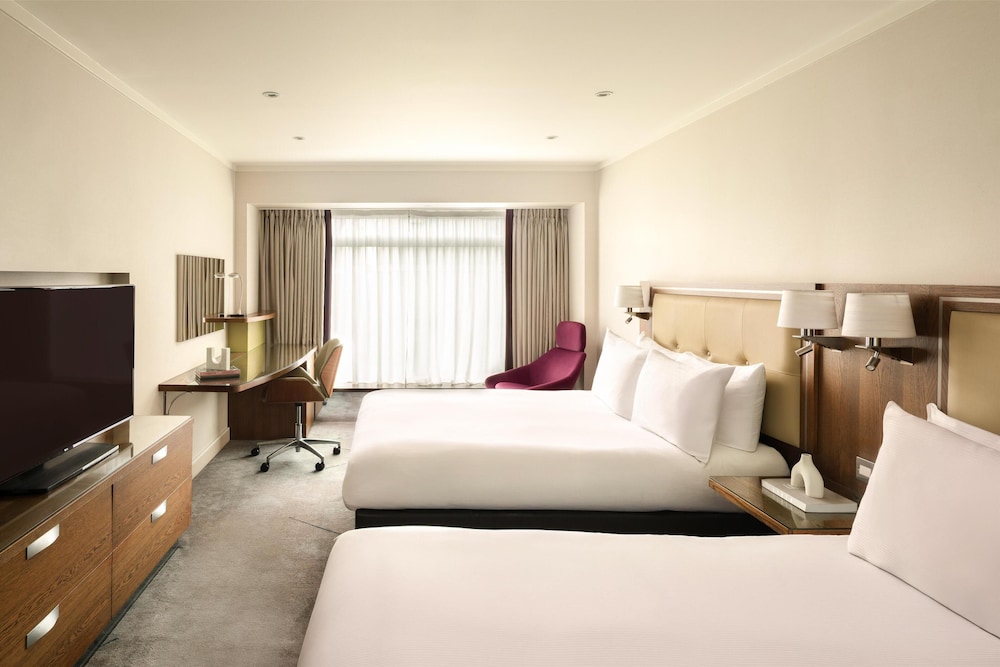 SUPERIOR, QUADRUPLE, 2 QUEEN BEDS
