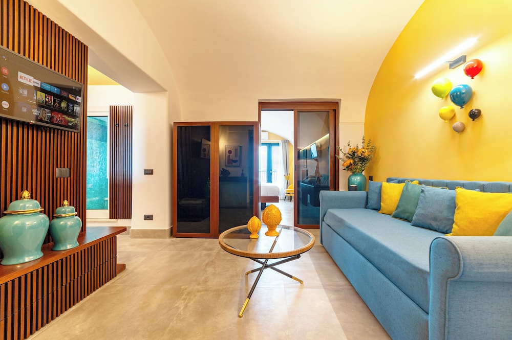 Punta Chiarito Resort 45/67