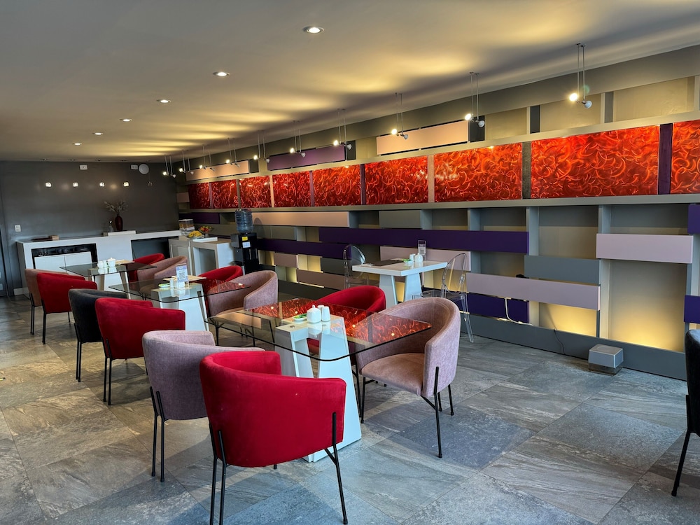 RIONE HOTEL BOUTIQUE 46/54