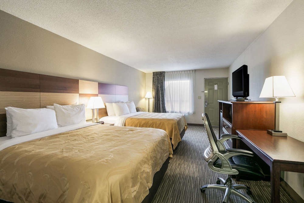 Quality Inn & Suites near Lake Eufaula 14/41
