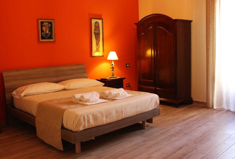 Isolabella B&B 8/45
