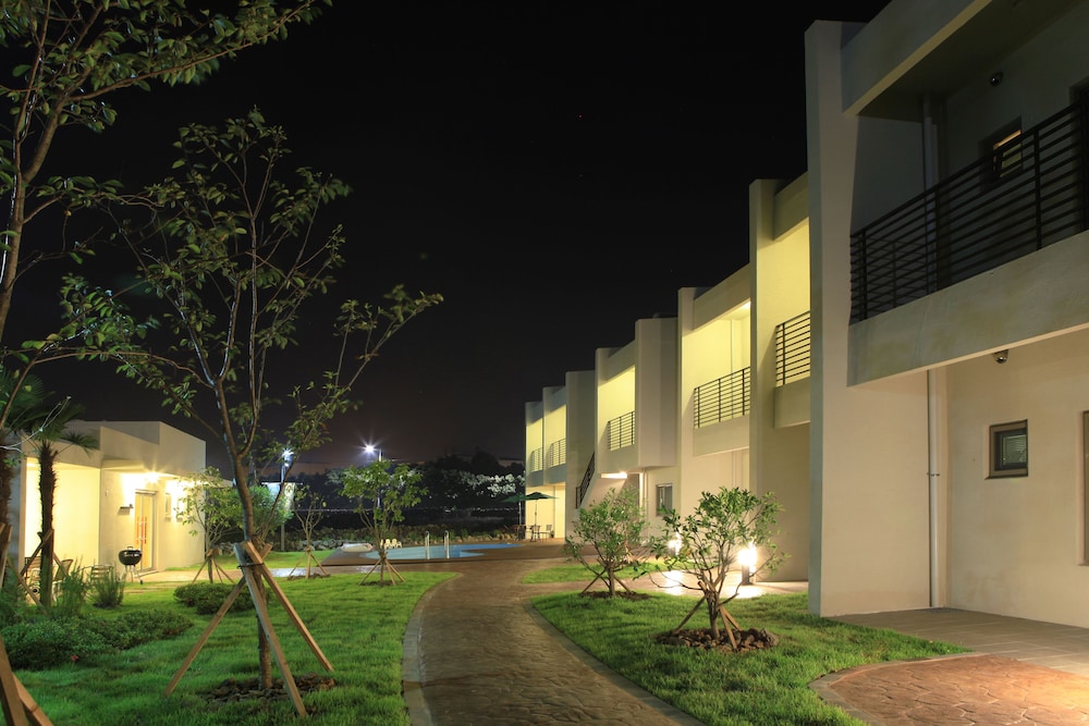 Comma Resort 31/41