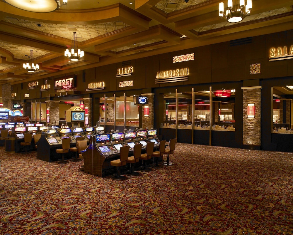 Santa Fe Station Hotel and Casino 24/73