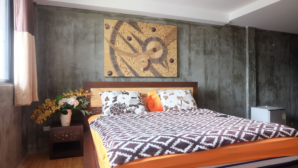 Iris Hostel 37/40