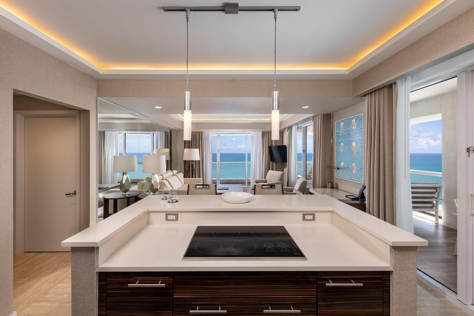 2 Bedrooms, Residence, Suite, Ocean Front، Conrad Fort Lauderdale Beach 7/7