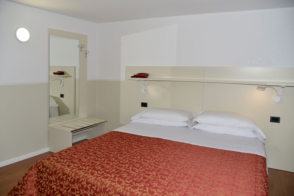 Hotel Amadeus Torino 19/64
