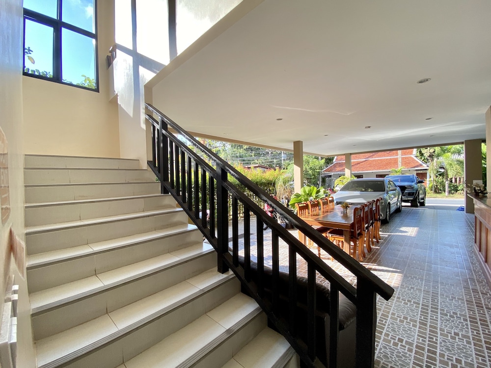 Pensiri House 25/50