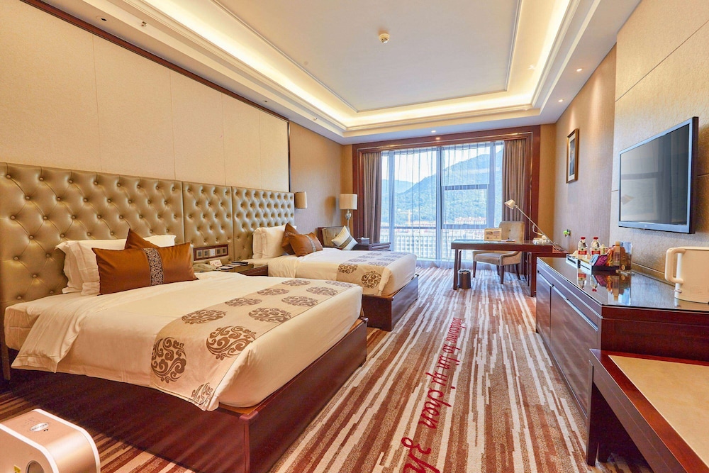 Executive, 2 Queen Beds, Skyscraper View